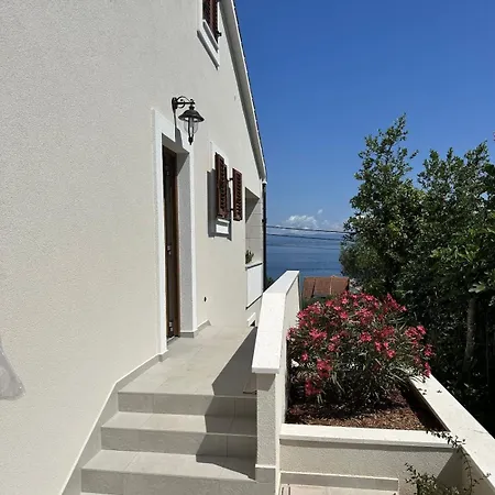 New Luxury Apartments At Villa A'More - By The Sea Stomorska Exteriér fotografie