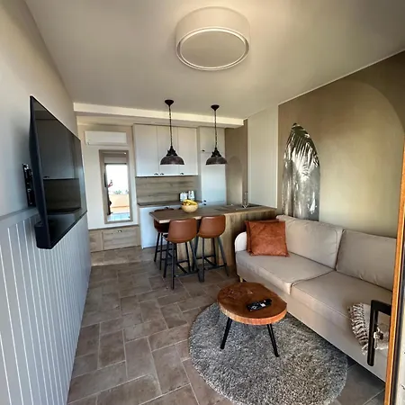 New Luxury Apartments At Villa A'More - By The Sea Stomorska Exteriér fotografie
