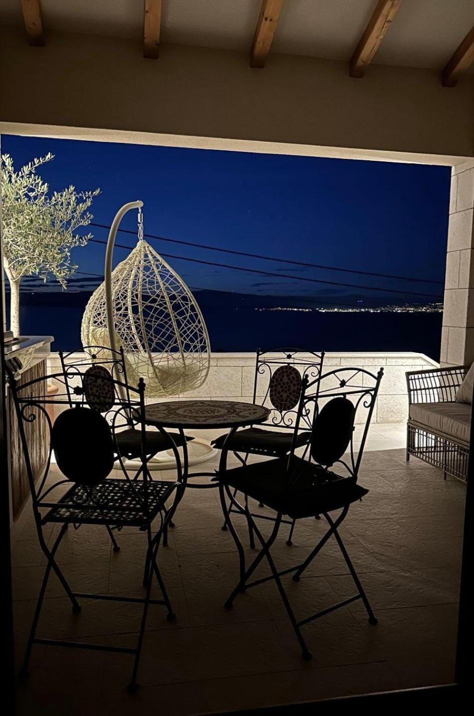 Apartment New Luxury At A'more - By The Sea Stomorska